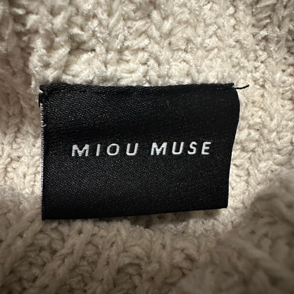 Miou Muse medium cream colored sweater (Dec9) - Picture 2 of 3